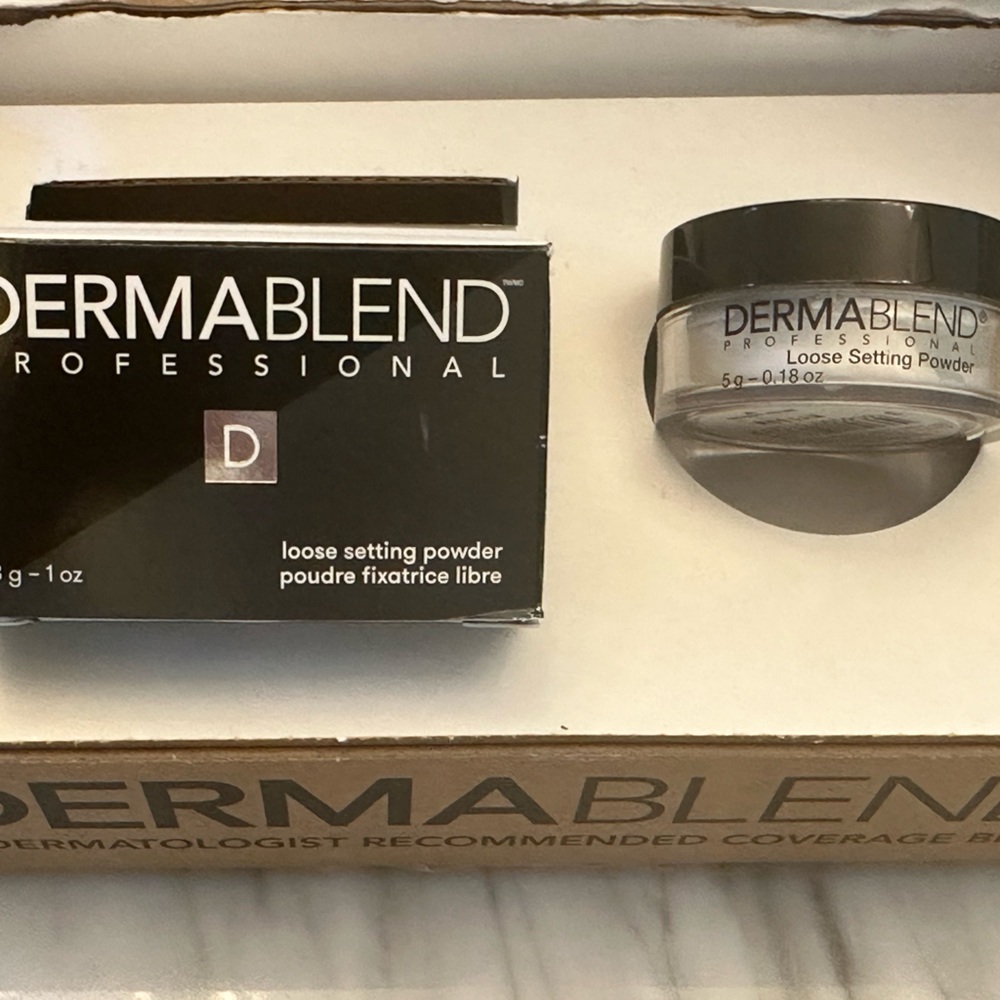 Dermablend setting powder set